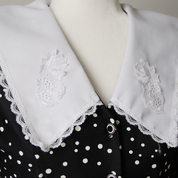 Vintage pinup style polka dot dress - Picture 7 of 8